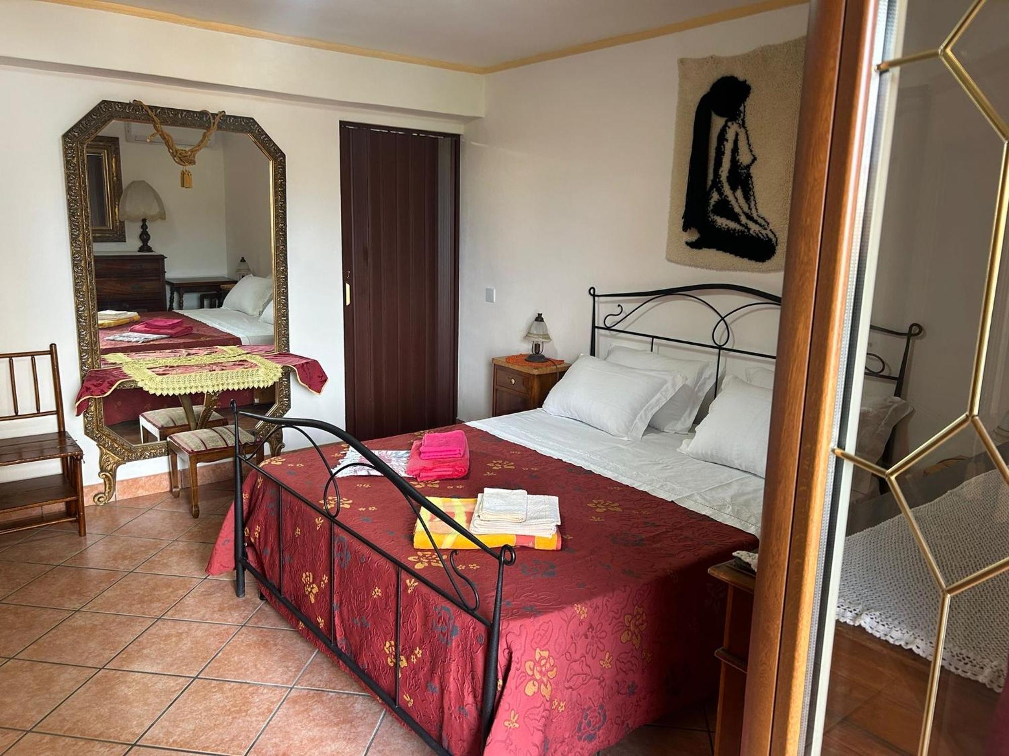 Ferienwohnung A Pochi Passi Dal Mare Tropea Exterior foto